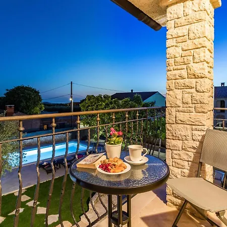 2 Bedroom Amazing In Galizana